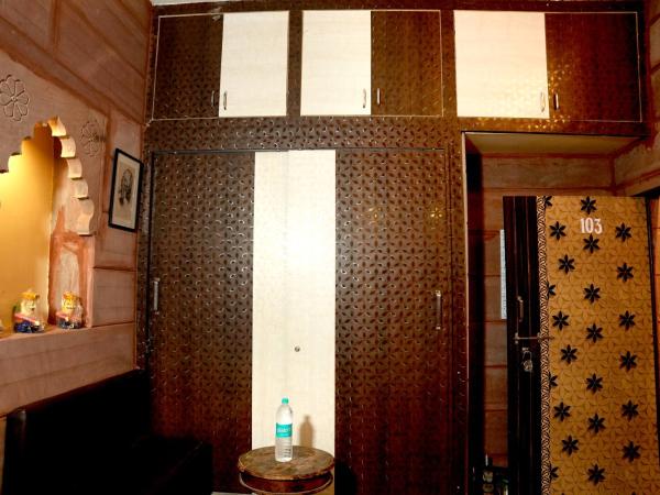 MH Guest House : photo 7 de la chambre chambre lit queen-size deluxe