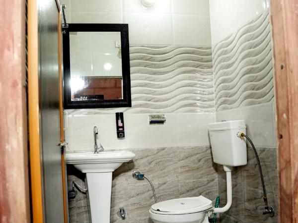 MH Guest House : photo 7 de la chambre chambre double deluxe