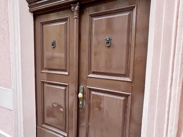 Poet's Theme Room, Free Parking : photo 6 de la chambre appartement 1 chambre