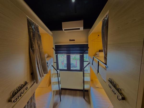 Travelogue Guest House : photo 2 de la chambre lit superposé dans dortoir pour femmes