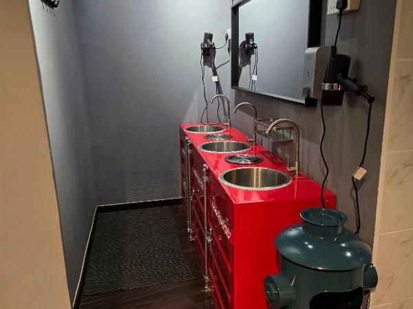 Travelogue Guest House : photo 9 de la chambre lit superposé dans dortoir pour femmes