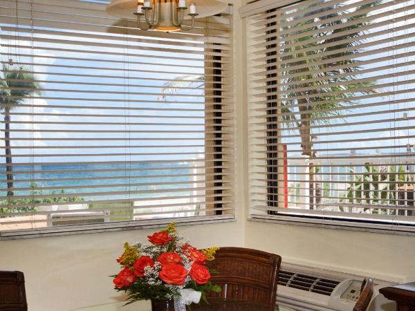 Windjammer Resort and Beach Club : photo 1 de la chambre appartement avec terrasse