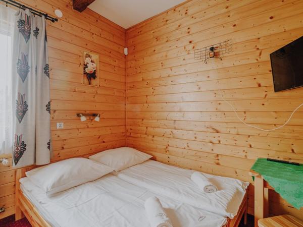 OSW Moszczeniczanka : photo 5 de la chambre chambre double avec salle de bains privative