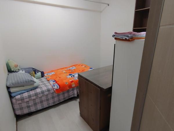 White House Seoul : photo 1 de la chambre chambre simple avec toilettes et douche communes