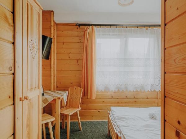OSW Moszczeniczanka : photo 6 de la chambre chambre double avec salle de bains privative