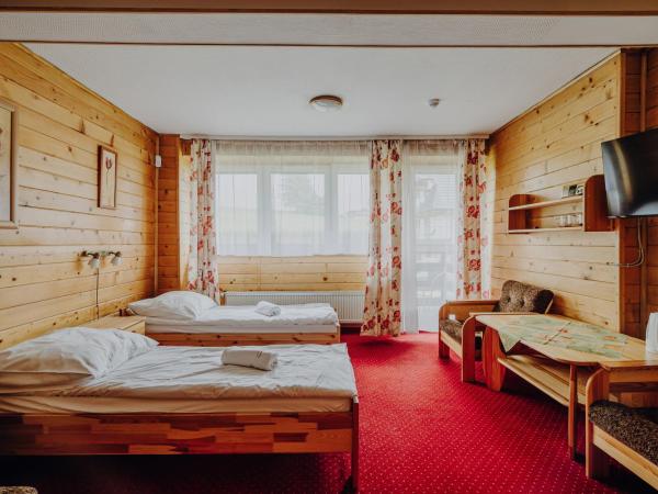 OSW Moszczeniczanka : photo 5 de la chambre chambre double avec balcon