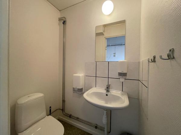 Turistgården Norrköping : photo 3 de la chambre budget twin room with toilet