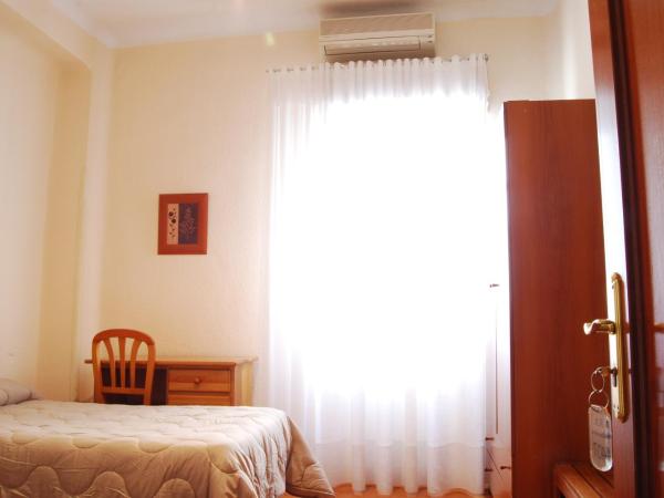 Hostal America : photo 5 de la chambre chambre simple