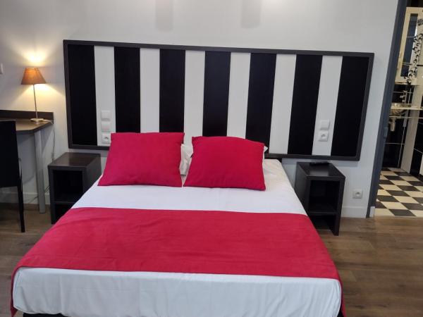 Hôtel Savary : photo 5 de la chambre suite