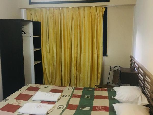 Hotel Chipre : photo 5 de la chambre chambre double avec salle de bains privative