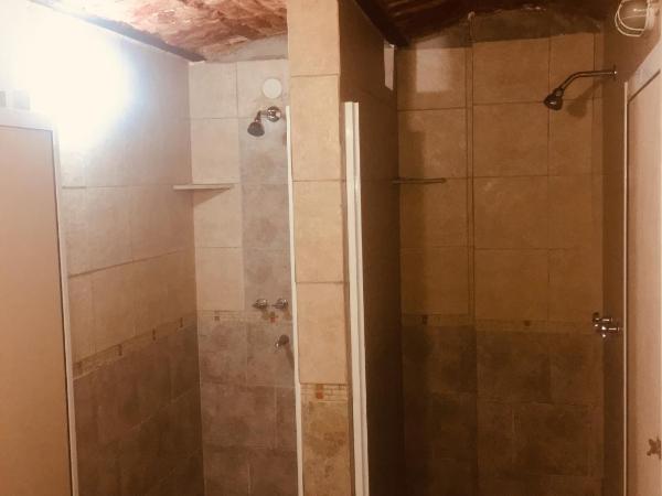 Hotel Chipre : photo 8 de la chambre chambre triple avec salle de bains commune