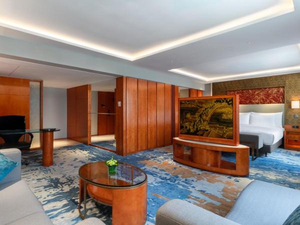 China Hotel Guangzhou-Free Shuttle Bus to Canton Fair Complex : photo 1 de la chambre studio exécutif