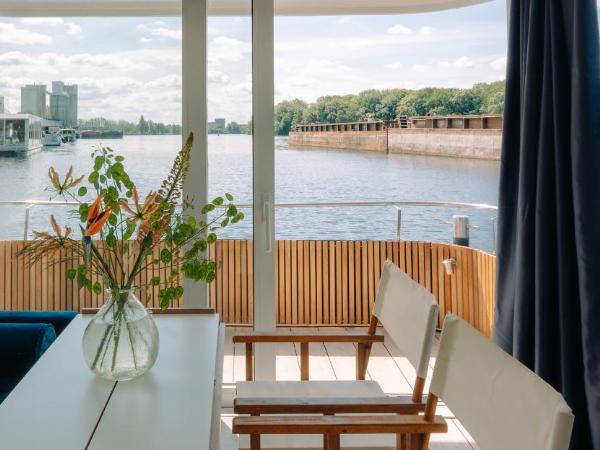 Spreeapartment MARA : photo 2 de la chambre appartement - vue sur lac