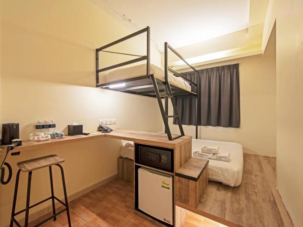 Fragrance Hotel - Balestier : photo 2 de la chambre chambre familiale supérieure