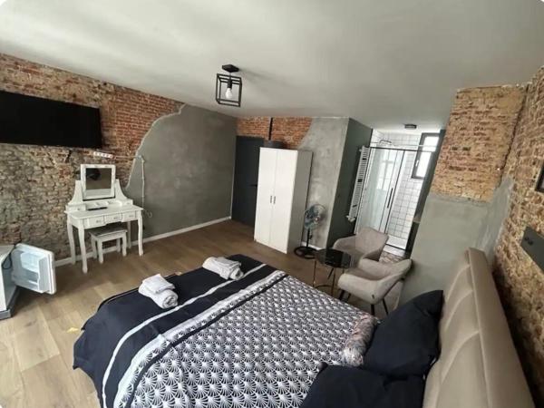 Cosy room in Antwerp City : photo 4 de la chambre appartement