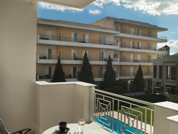 Civitel Attik Rooms & Suites : photo 8 de la chambre chambre double ou lits jumeaux deluxe avec balcon