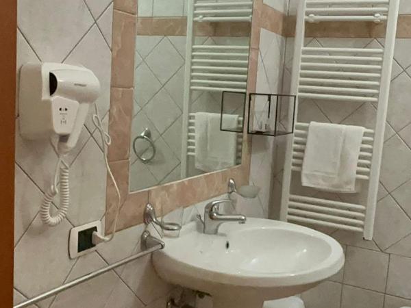 RESIDENCE LUPIAE : photo 6 de la chambre studio familial