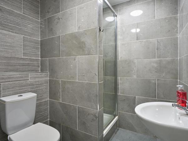 Abigail's Hostel : photo 4 de la chambre lit dans dortoir pour femmes de 8 lits avec salle de bains privative