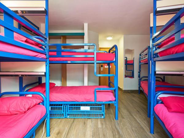 Abigail's Hostel : photo 1 de la chambre lit dans dortoir pour femmes de 8 lits avec salle de bains privative