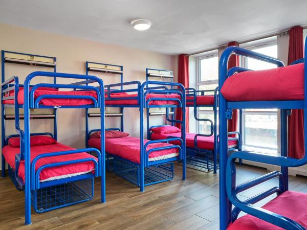 Abigail's Hostel : photo 4 de la chambre 1 lit dans dortoir mixte de 12 lits avec salle de bains privative