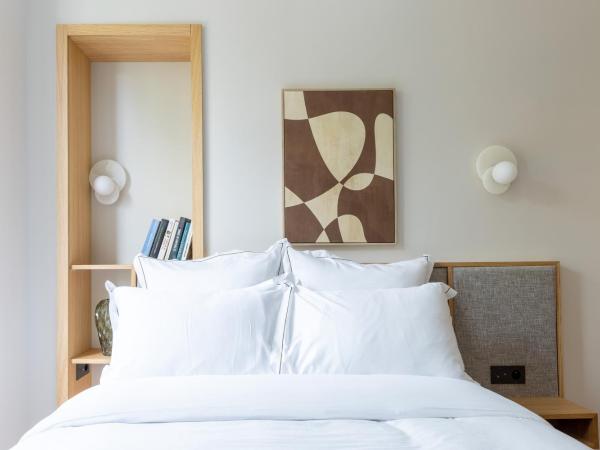 Quartier Libre Marais : photo 3 de la chambre studio lit queen-size de luxe