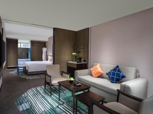 Hotel Indigo Suzhou Yangcheng Lake, an IHG Hotel : photo 3 de la chambre chambre premium lit king-size - vue sur cour