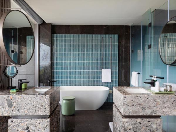 Hotel Indigo Suzhou Yangcheng Lake, an IHG Hotel : photo 4 de la chambre suite 1 chambre - vue sur lac