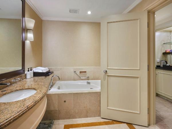 InterContinental Kuala Lumpur, an IHG Hotel : photo 8 de la chambre chambre classique