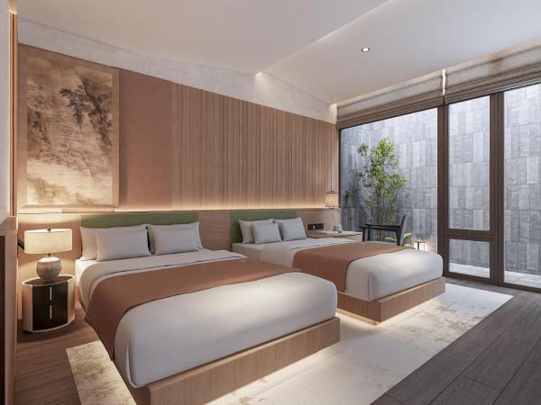 Happy Dragon Courtyard- Newly renovated with French Windows, Near Tian'AnMen Forbidden City,Lama Temple and Heaven Temple, 3minutes walk from Subway,Fluent English speaking with tourist sights tickets service ,Free coffee &laundry Service : photo 2 de la chambre chambre lits jumeaux