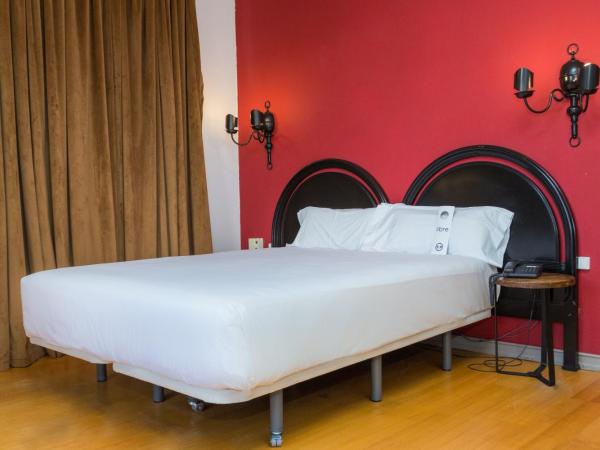 B&B HOTEL Sado Setúbal : photo 1 de la chambre chambre double standard