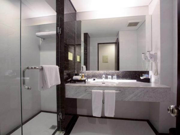 Kristal Hotel Jakarta : photo 3 de la chambre suite studio