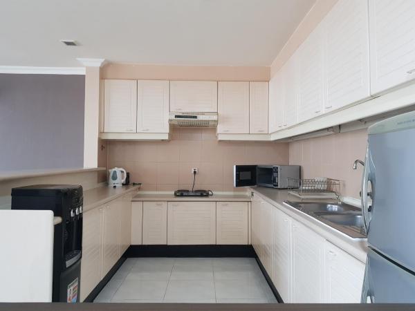 Kristal Hotel Jakarta : photo 3 de la chambre suite appartement 3 chambres