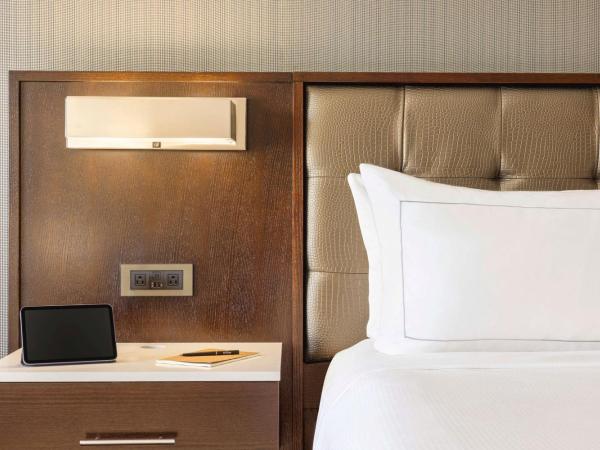 Hilton Philadelphia City Avenue : photo 4 de la chambre chambre lit king-size