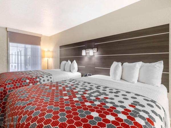 Econo Lodge Inn & Suites Near Lackland AFB : photo 2 de la chambre chambre 2 lits queen-size - non-fumeurs