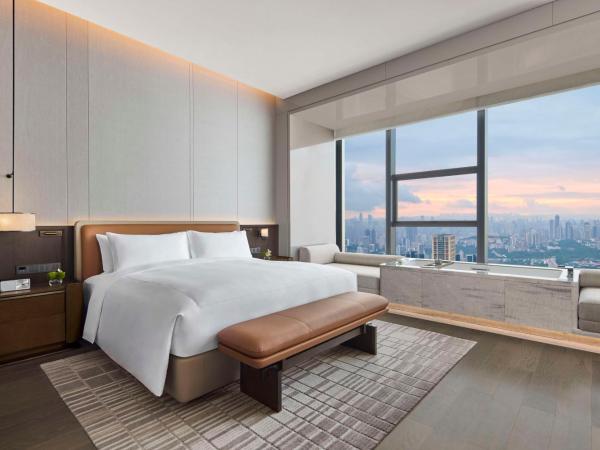 Conrad Chongqing : photo 2 de la chambre deluxe king room with floating bath