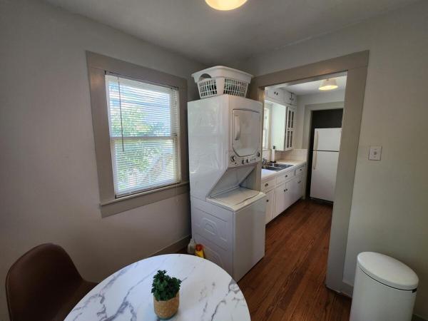 Cute & Quiet Garage Apt Home : photo 9 de la chambre appartement 1 chambre