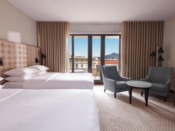 Hyatt Regency Nice Palais de la Méditerranée : photo 2 de la chambre chambre deluxe avec 2 lits queen-size