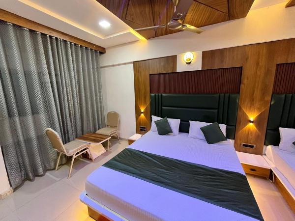 Hotel The Grand : photo 1 de la chambre chambre double supérieure