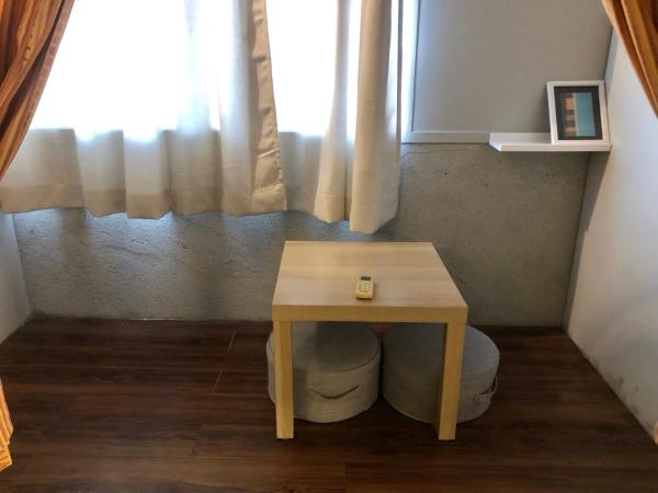 GRAYHAUS INN Ipoh : photo 6 de la chambre chambre familiale avec balcon