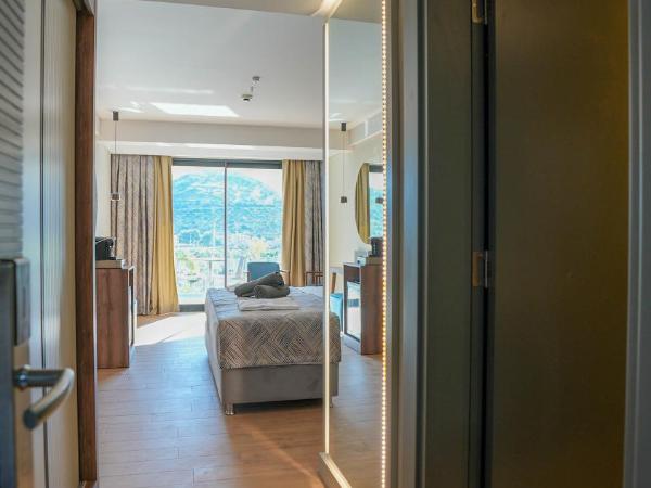 Ada Port Hotel Adults Only : photo 7 de la chambre chambre double