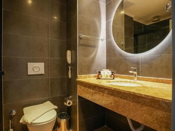 Ada Port Hotel Adults Only : photo 8 de la chambre double room with jacuzzi