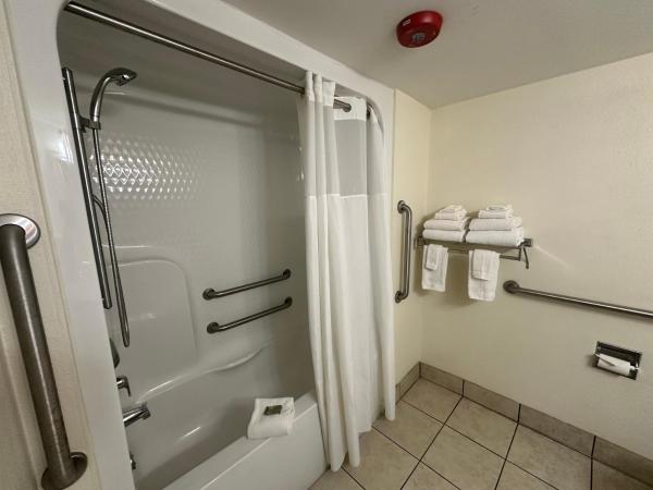 Country Inn & Suites by Radisson, Murrells Inlet, SC : photo 4 de la chambre chambre lit king-size - accessible aux personnes à mobilité réduite - non-fumeurs