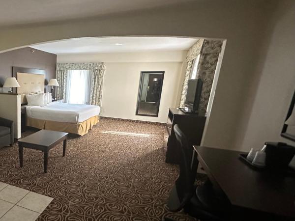 Country Inn & Suites by Radisson, Murrells Inlet, SC : photo 3 de la chambre chambre lit king-size avec canapé-lit - non-fumeurs