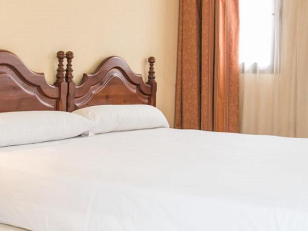 Hotel San Pablo Sevilla : photo 2 de la chambre chambre double lit king-size
