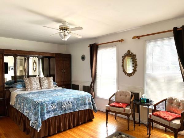 Cozy House B&B : photo 1 de la chambre chambre supérieure lit queen-size
