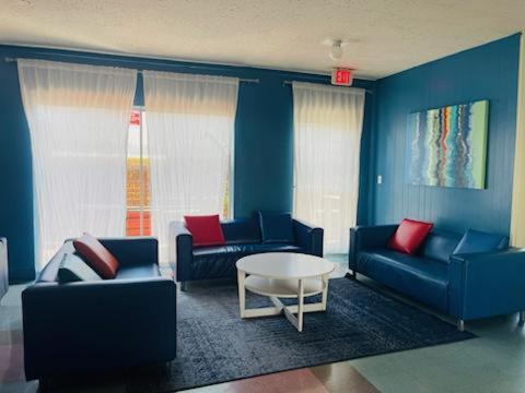 Banana Bungalow West Hollywood Hotel & Hostel : photo 3 de la chambre lit dans dortoir pour femmes de 6 lits