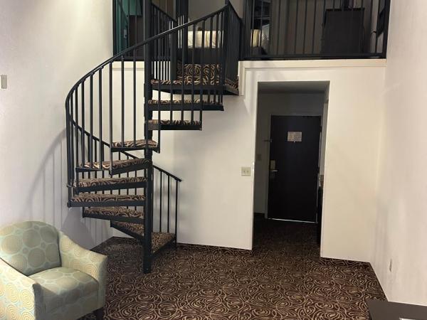 Country Inn & Suites by Radisson, Murrells Inlet, SC : photo 1 de la chambre chambre lit king-size avec douche accessible en fauteuil roulant - personnes à mobilité réduite/non-fumeurs