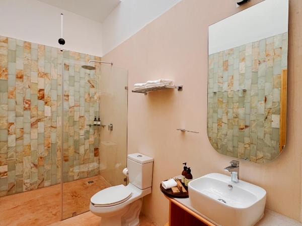 Sauvé Casa Boutique : photo 8 de la chambre suite avec balcon