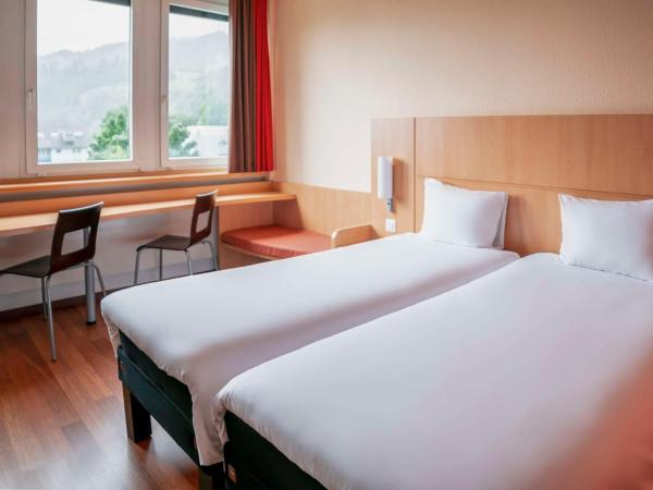ibis Luzern Kriens : photo 3 de la chambre chambre lits jumeaux standard - vue sur montagne