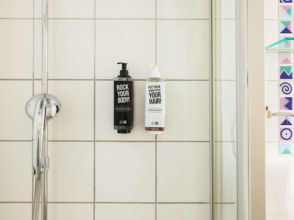 ibis Luzern Kriens : photo 7 de la chambre chambre double standard